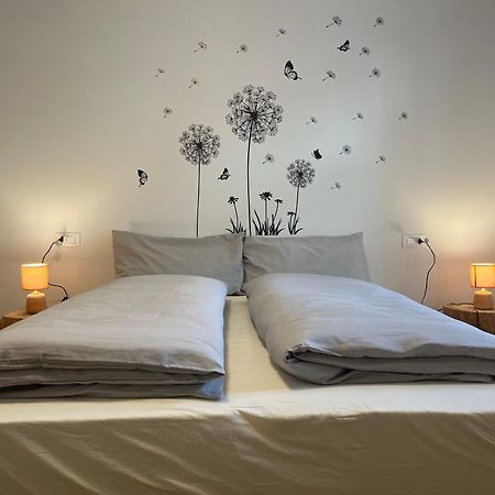 Borgo Bliss Apartment Tenno Bagian luar foto