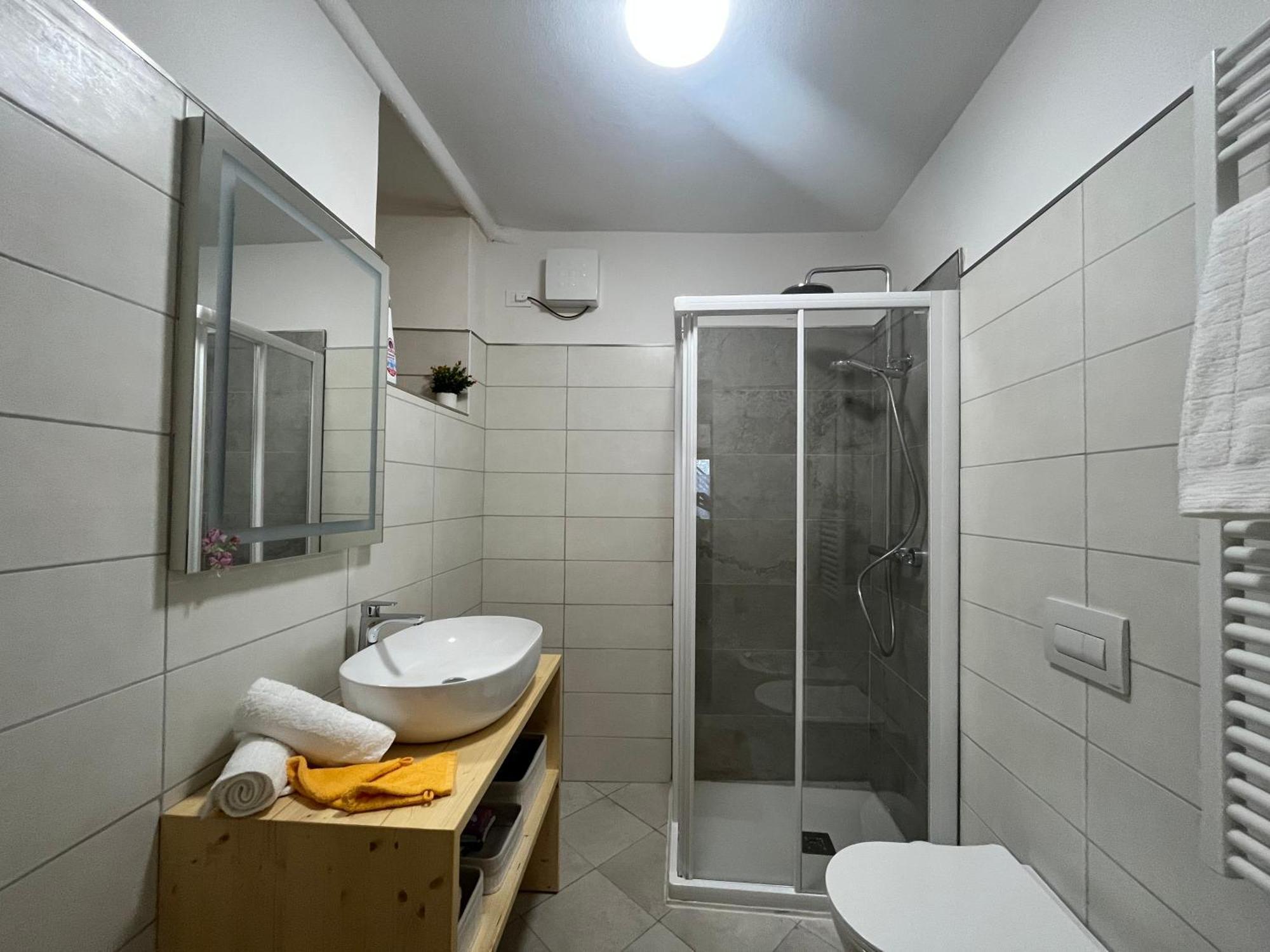 Borgo Bliss Apartment Tenno Bagian luar foto