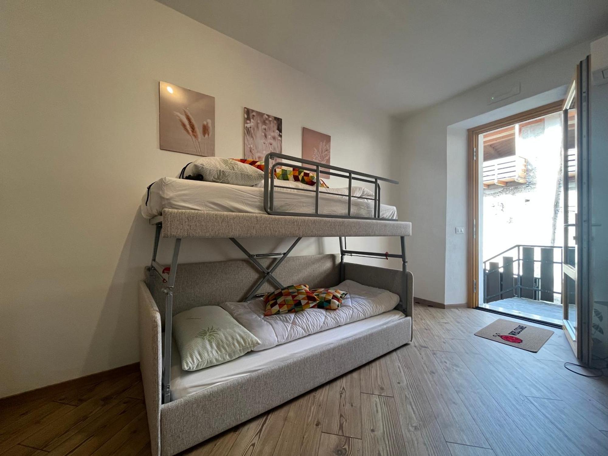 Borgo Bliss Apartment Tenno Bagian luar foto